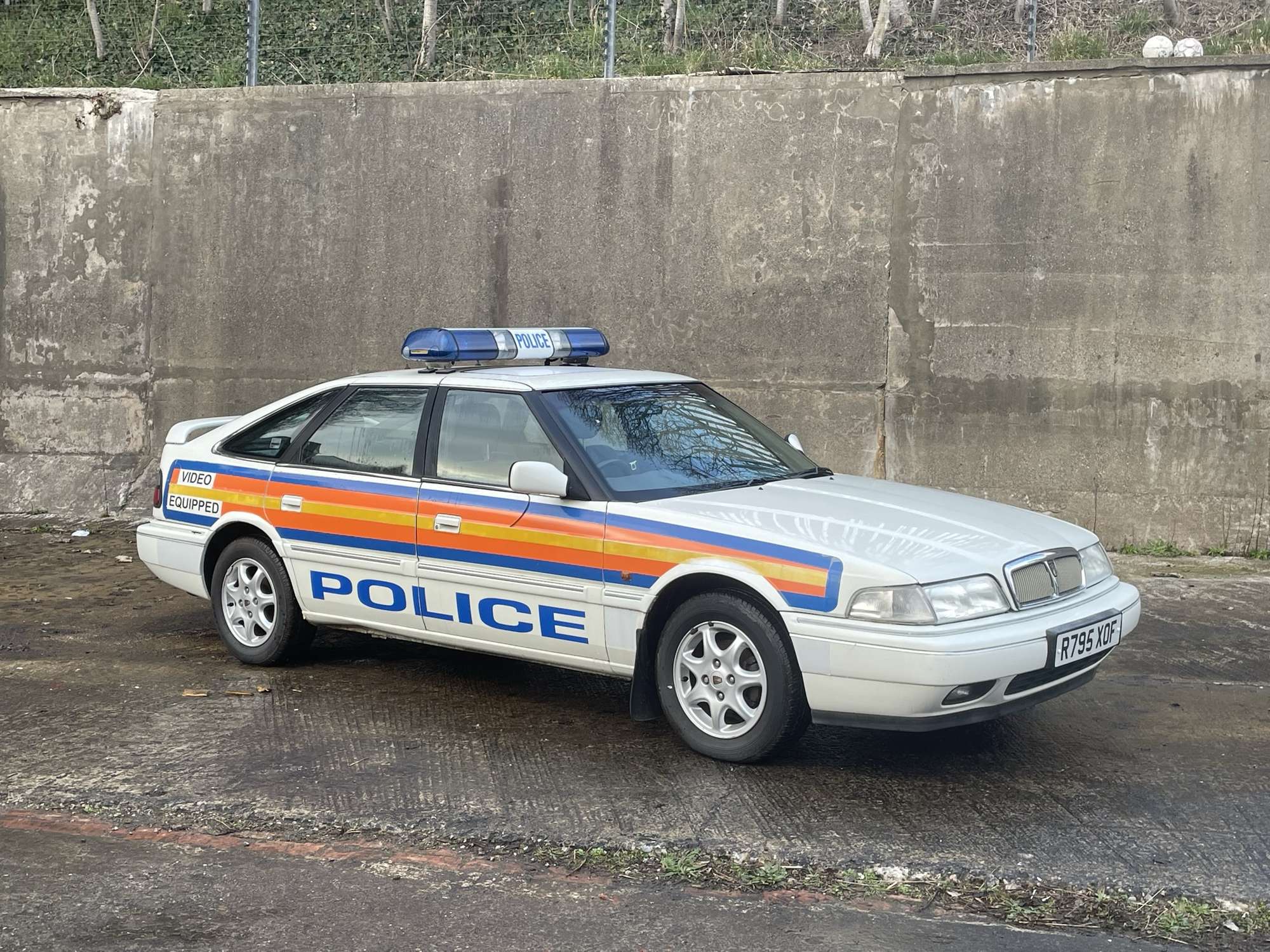 1998 Rover 820 Metropolitan Police Car hire London